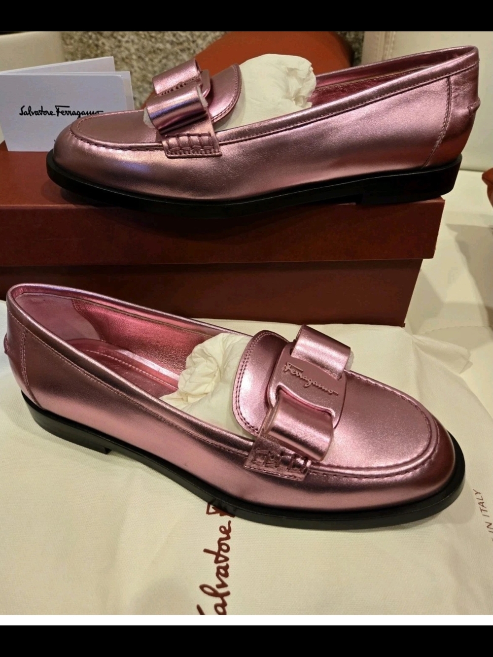 Salvatore Ferragamo Pink Metallic Bow Loafers - Picture 5 of 11